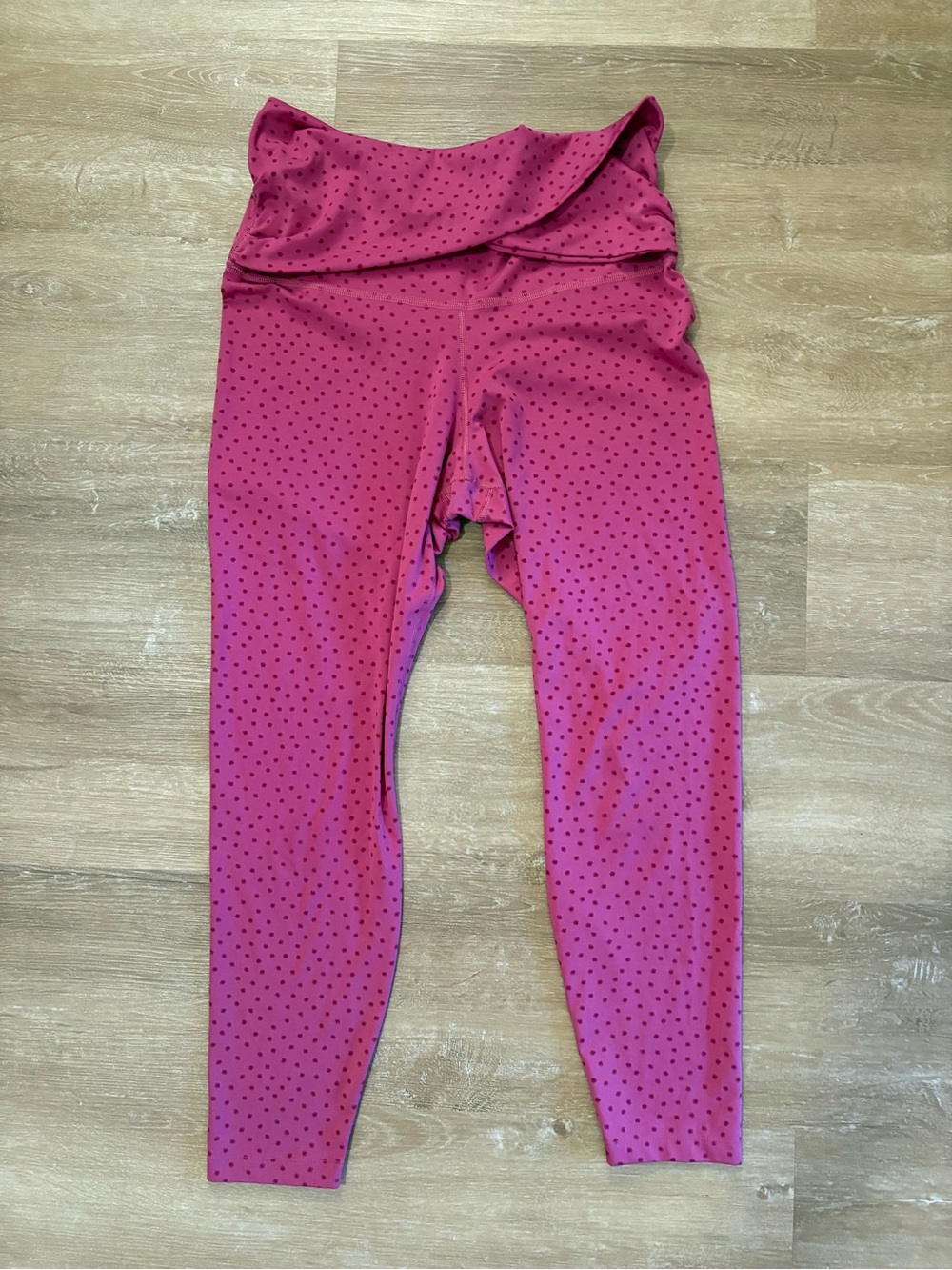 Nike Women’s Yoga Twist High-Rise Leggings